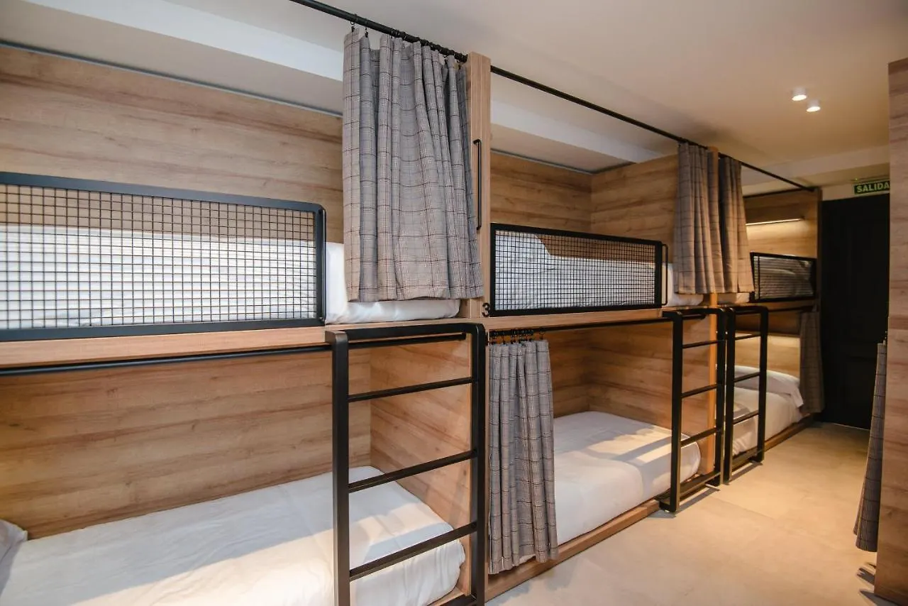 Latroupe La Granja Hostel Bilbao 0*,