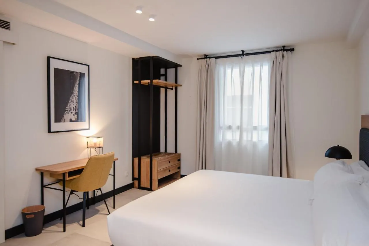 Latroupe La Granja Hostel Μπιλμπάο