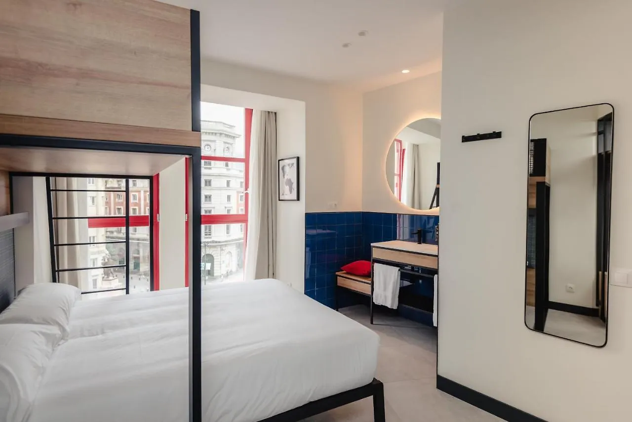 Latroupe La Granja Hostel Μπιλμπάο